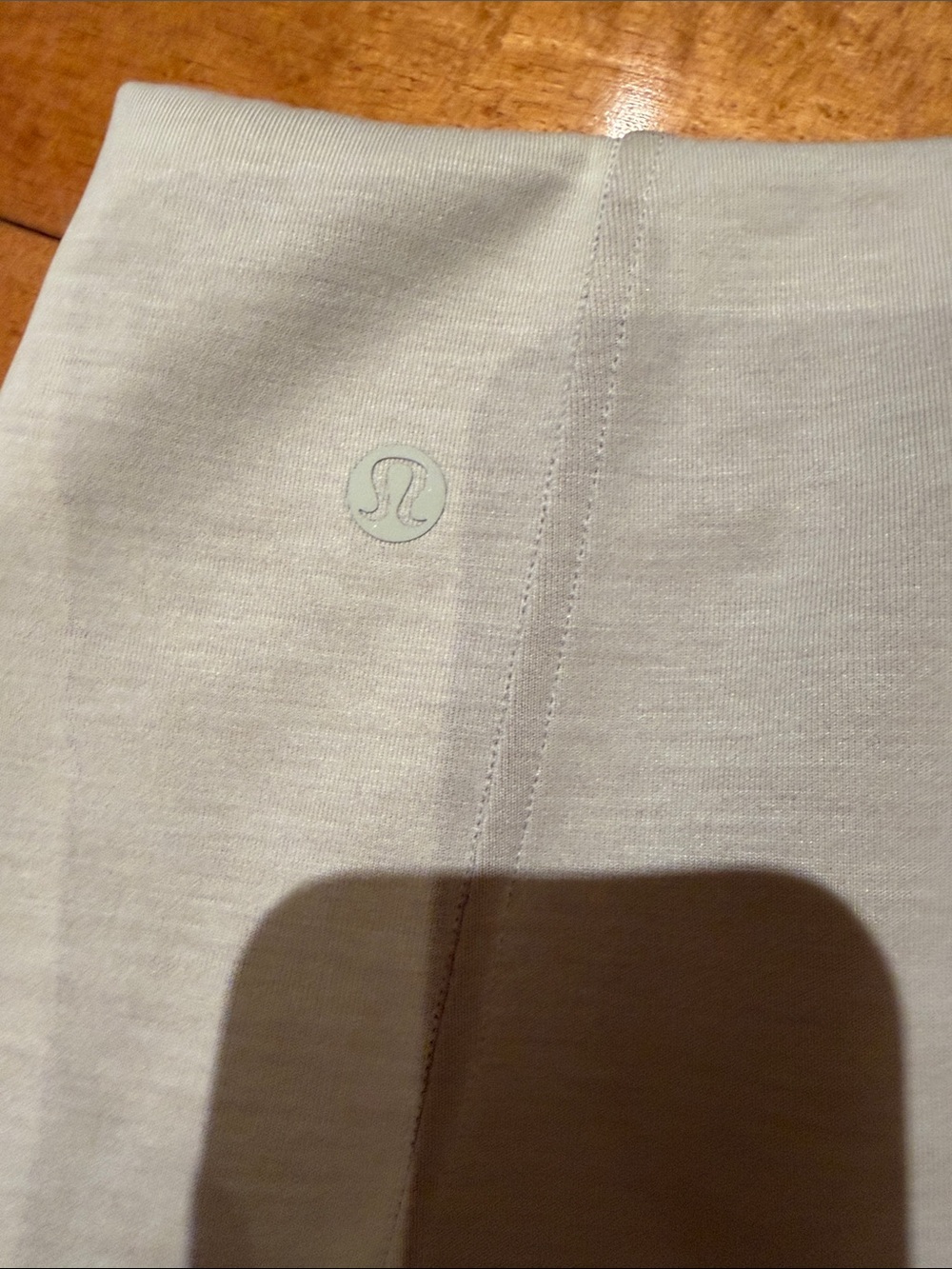 Lululemon Women’s softstreme HR midi Skirt in Light Beige - size 4 - Picture 5 of 6